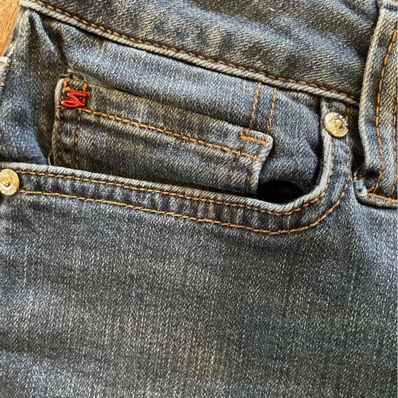 Seven 7 Jean MIDI Shorts Size 6 Dark Wash - Picture 3 of 6